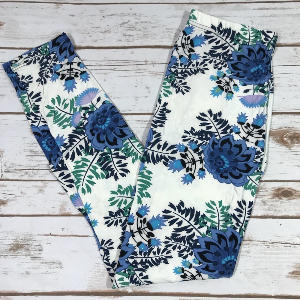 Buttery Soft Floral Leggings - Picture 3 of 4